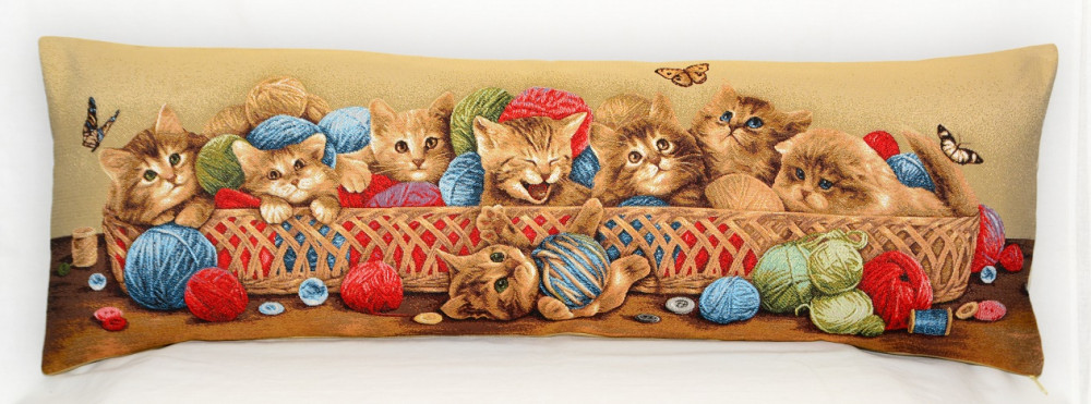 Корзина с котятами