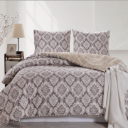 Постельное белье из сатина 1,5 спальное - CL-307