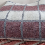  140*205 - Бело-серо-бордовая клетка 1 О-1