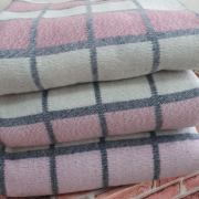 Одеяло шерстяное 50% 140*205 - Бело-серо-розовая клетка микс О-1